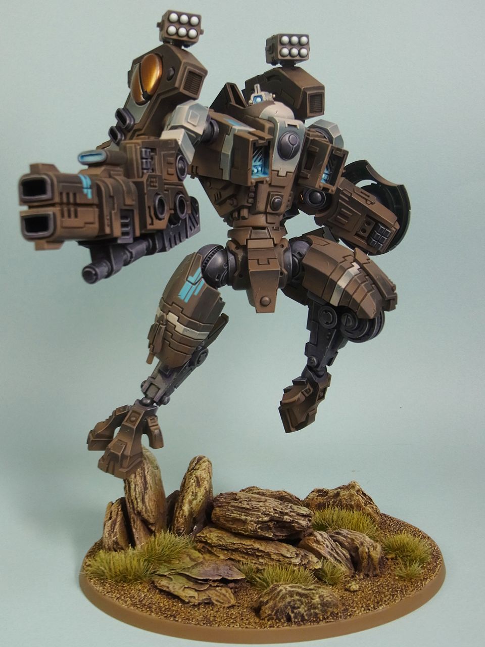 {200B} T'AU EMPIRE: RIPTIDE BATTLESUIT-1585122030.jpg