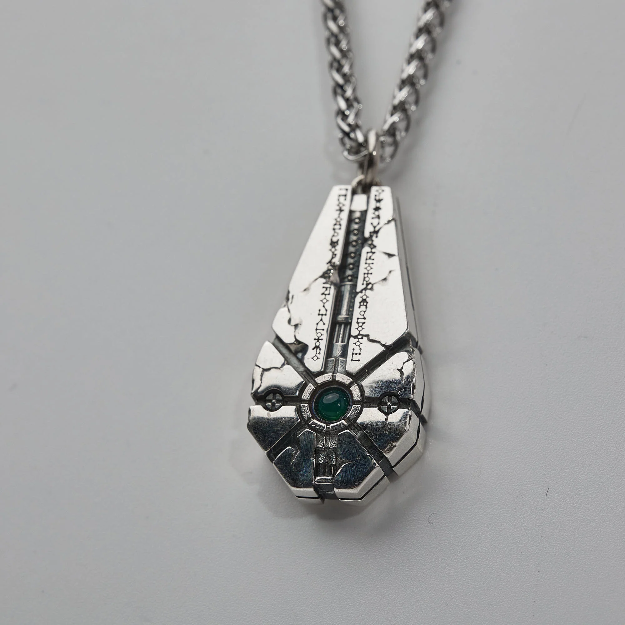 (STARFORGED) Starstele of Dominion (Silver Chain)-1738396323-kOQ5j.webp