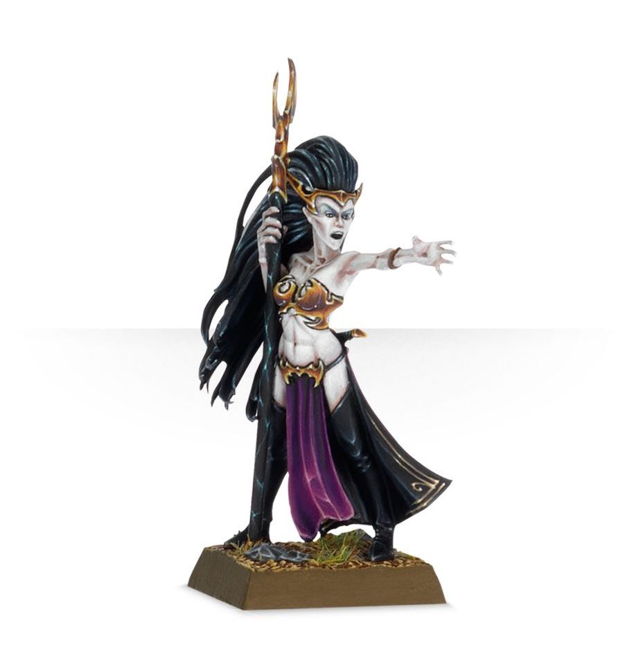 (GW) DARK ELF SUPREME SORCERESS-1747226887-RkggP.jpg