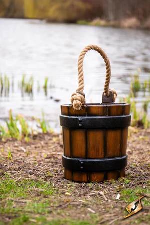 (Epic Armoury) Bucket - Wood - 30 cm-1779875968-xxRoq.webp